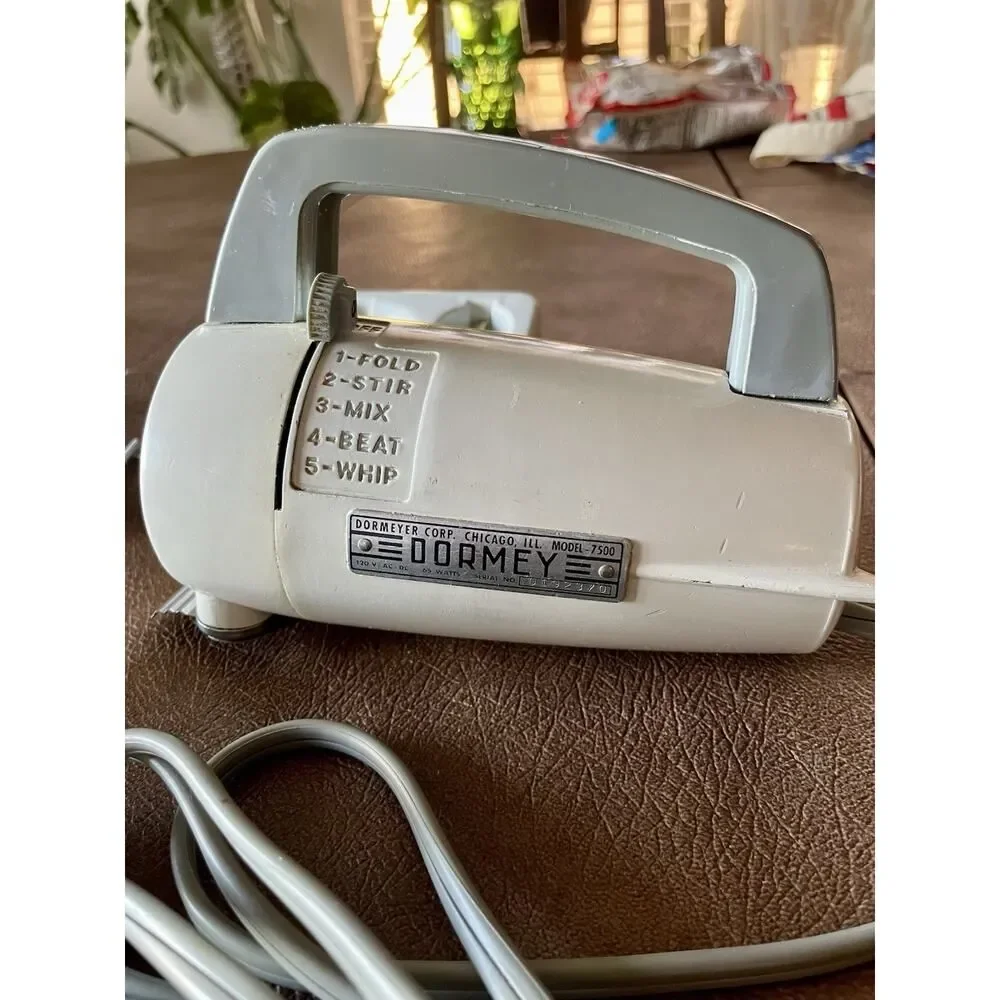 Vintage 50's Model 7500 Dormey Portable Electric Hand Mixer 65 Watt Works